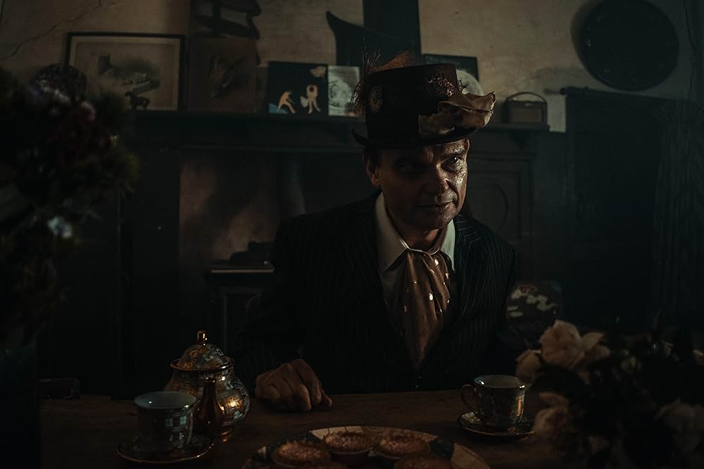 邪悪な国のアリスの画像