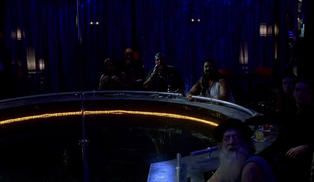 ブルー・イグアナの夜の画像