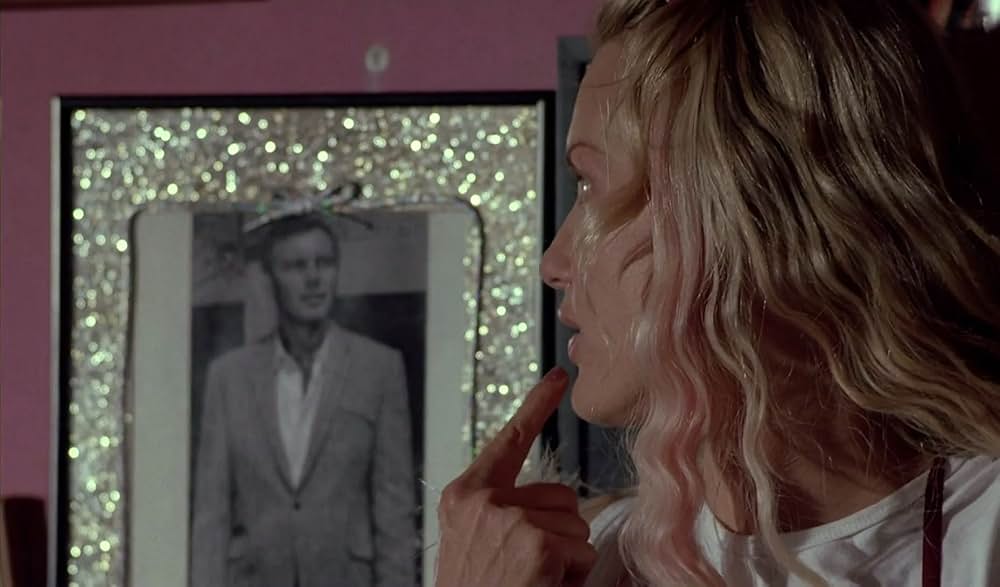 ブルー・イグアナの夜の画像