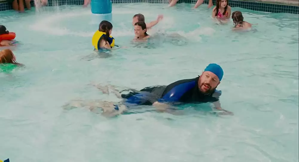 「アダルトボーイズ青春白書」ケビン・ジェームズの画像