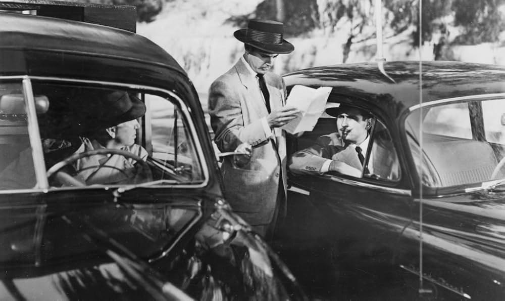 姿なき訪問者の画像