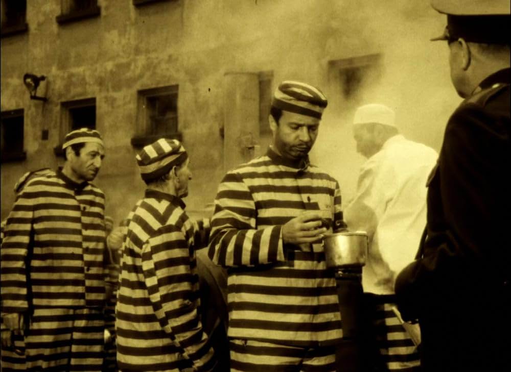 Happy End（原題）の画像