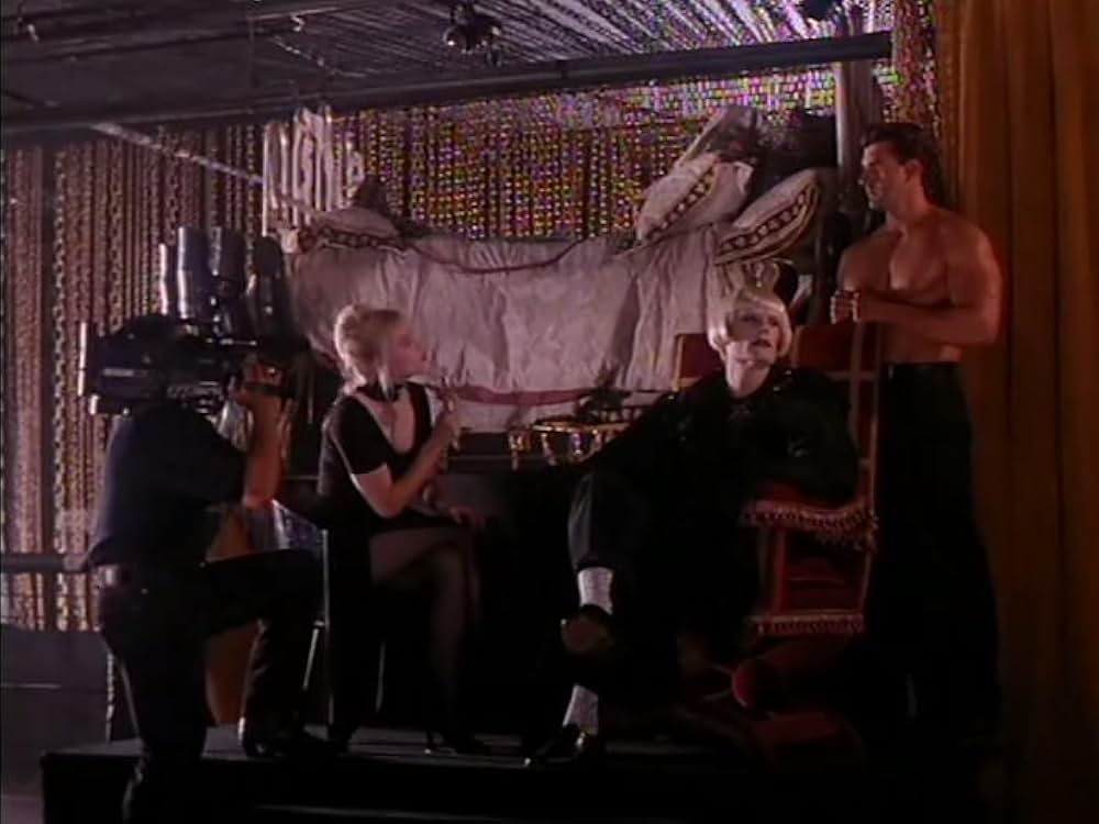 トゥー・ムーン2の画像