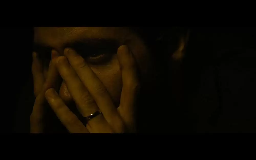 複製された男の画像