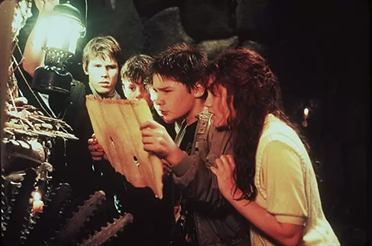 「グーニーズ」ショーン・アスティン & コリー・フェルドマン & ジョシュ・ブローリン & ケリー・グリーンの画像