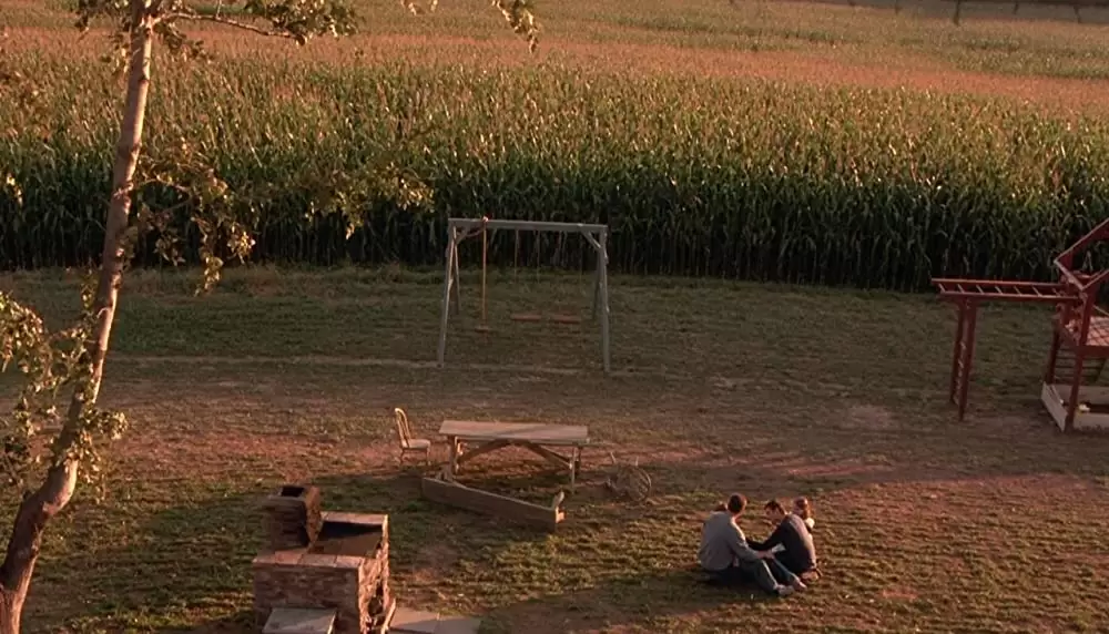 「サイン」メル・ギブソン & ホアキン・フェニックス & ローリー・カルキン & アビゲイル・ブレスリンの画像