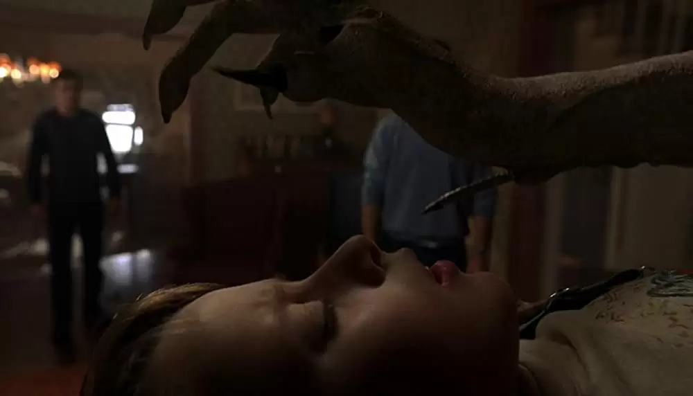 「サイン」メル・ギブソン & ホアキン・フェニックス & ローリー・カルキンの画像