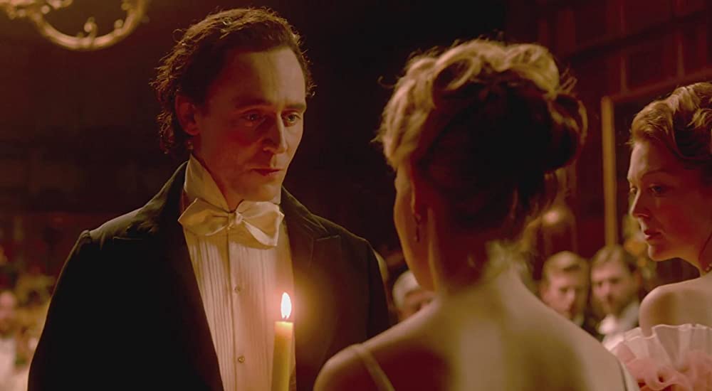 クリムゾン・ピークの画像