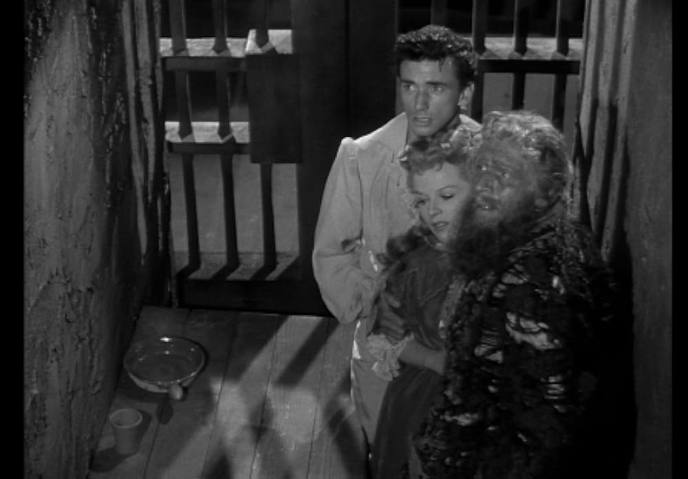 奇妙な扉の画像