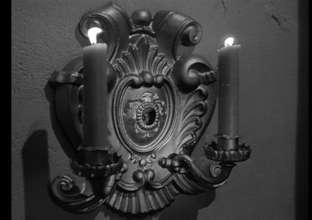 奇妙な扉の画像