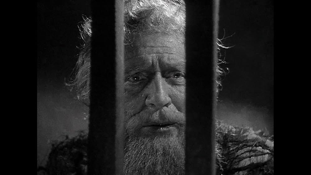 奇妙な扉の画像