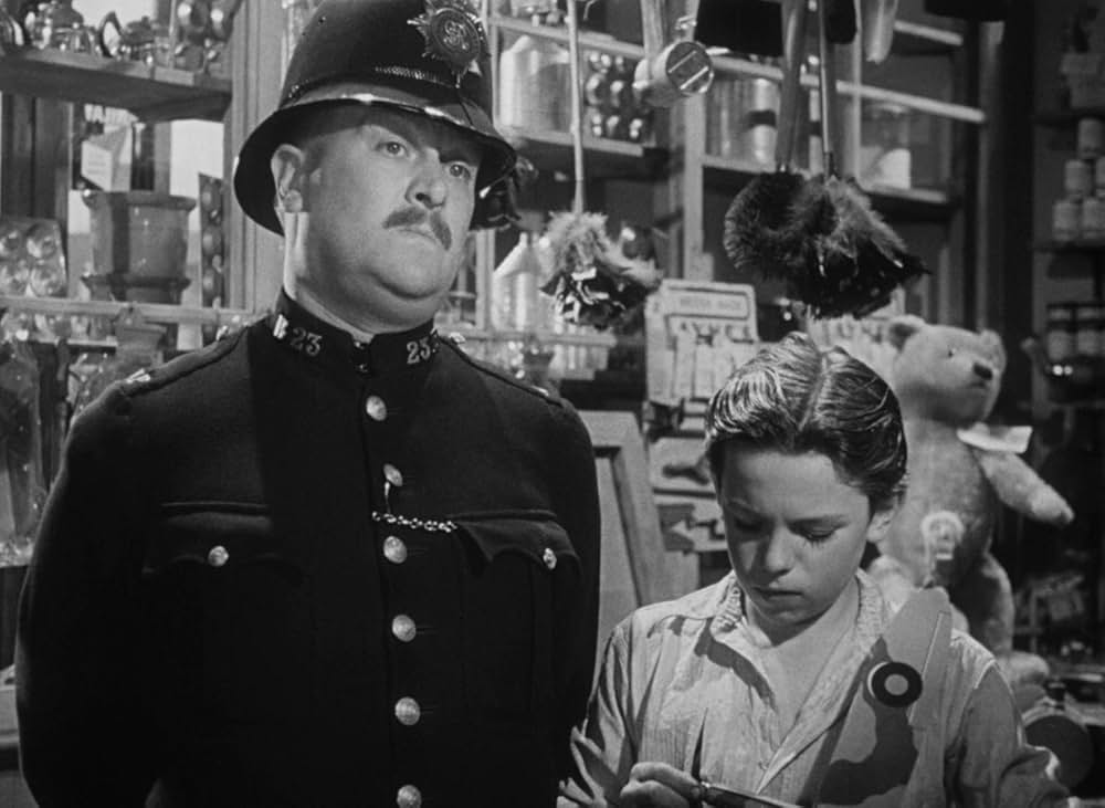 Passport to Pimlico（原題）の画像