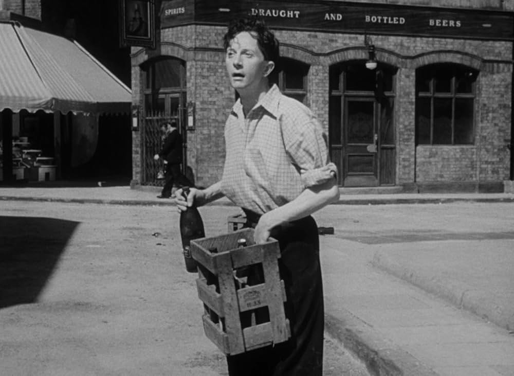 Passport to Pimlico（原題）の画像