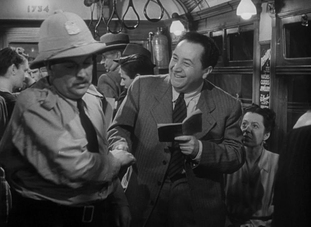 Passport to Pimlico（原題）の画像