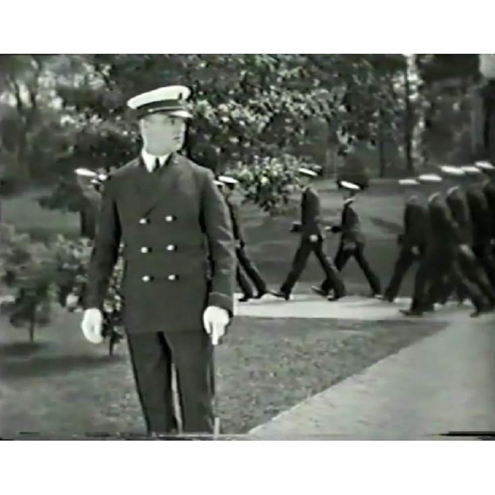 海軍士官候補生の画像