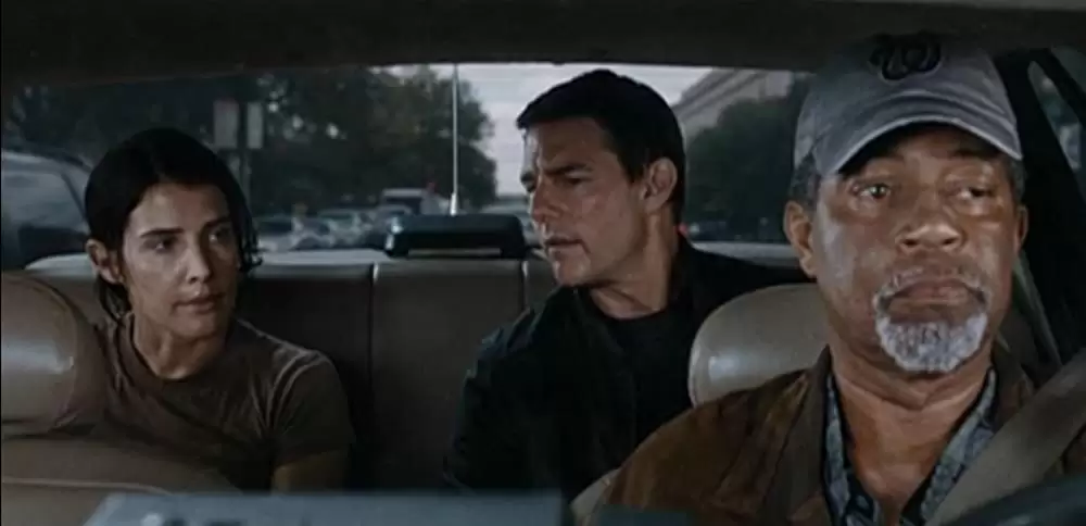 「ジャック・リーチャー NEVER GO BACK」トム・クルーズ & コビー・スマルダースの画像