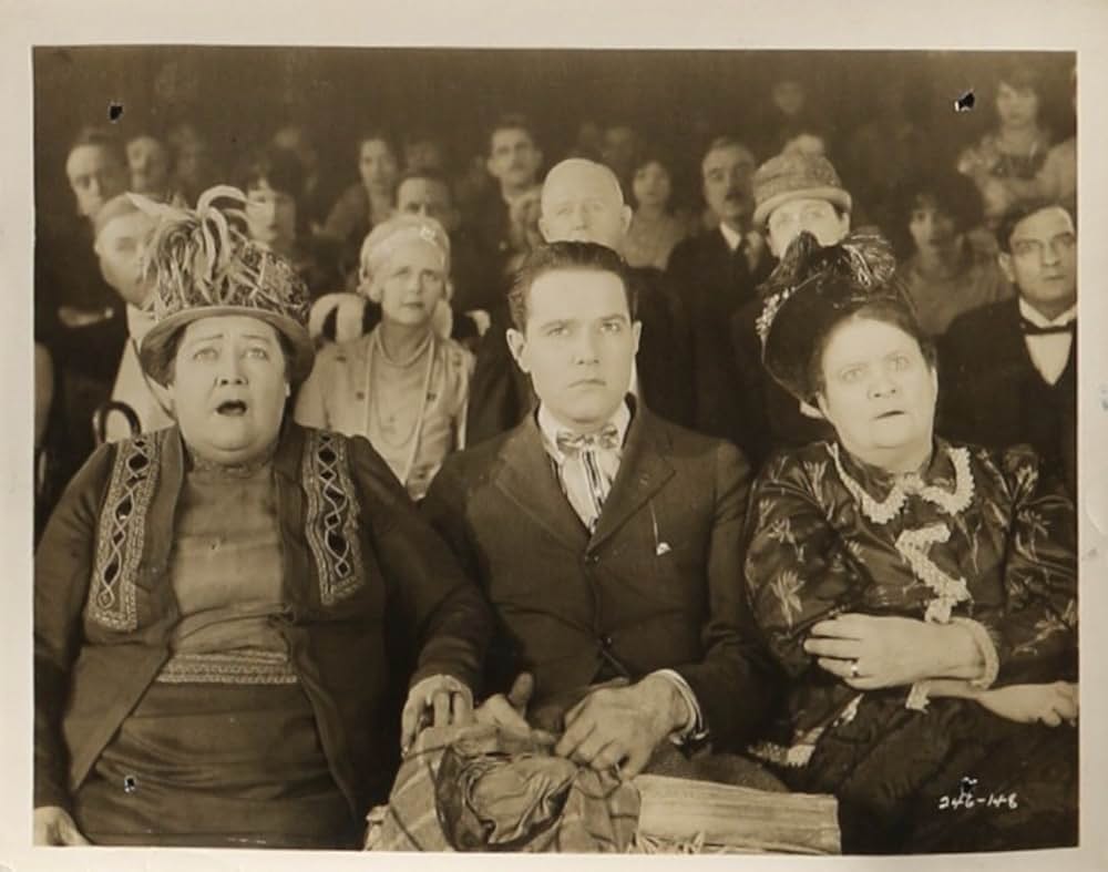 三人の踊子の画像