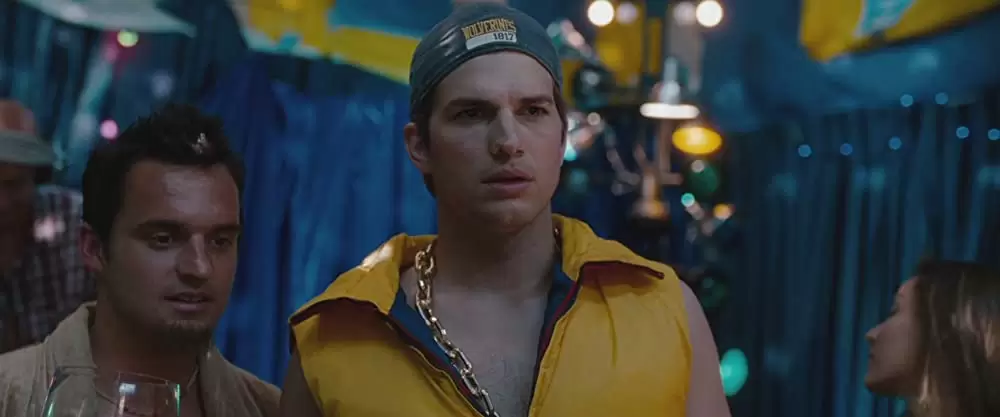 「抱きたいカンケイ」アシュトン・カッチャー & ジェイク・ジョンソンの画像