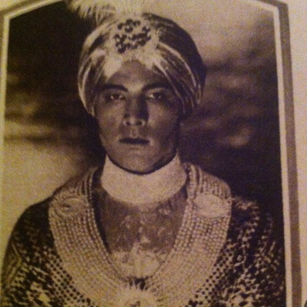 ヤング・ラジャーの画像