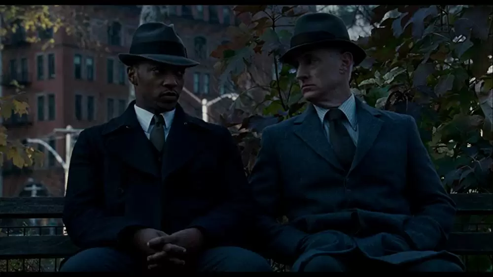 「アジャストメント」ジョン・スラッテリー & アンソニー・マッキーの画像