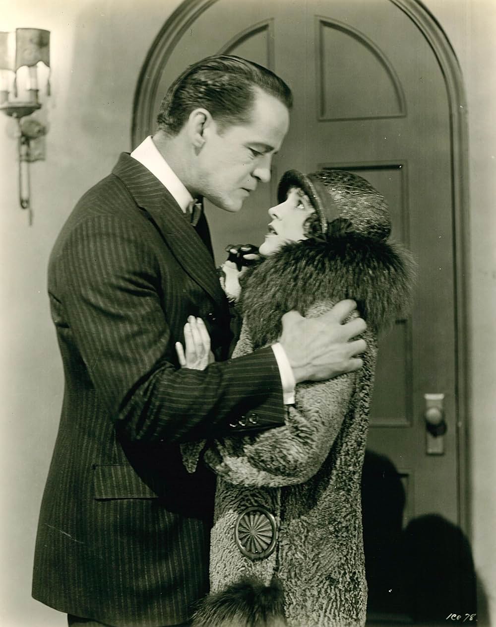 薄氷をふんでの画像