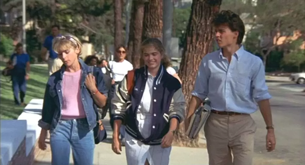 「エルム街の悪夢」ジョニー・デップ & ヘザー・ランゲンカンプ & Amanda Wyssの画像