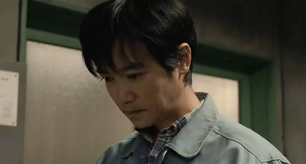 ひまわりと子犬の7日間の画像