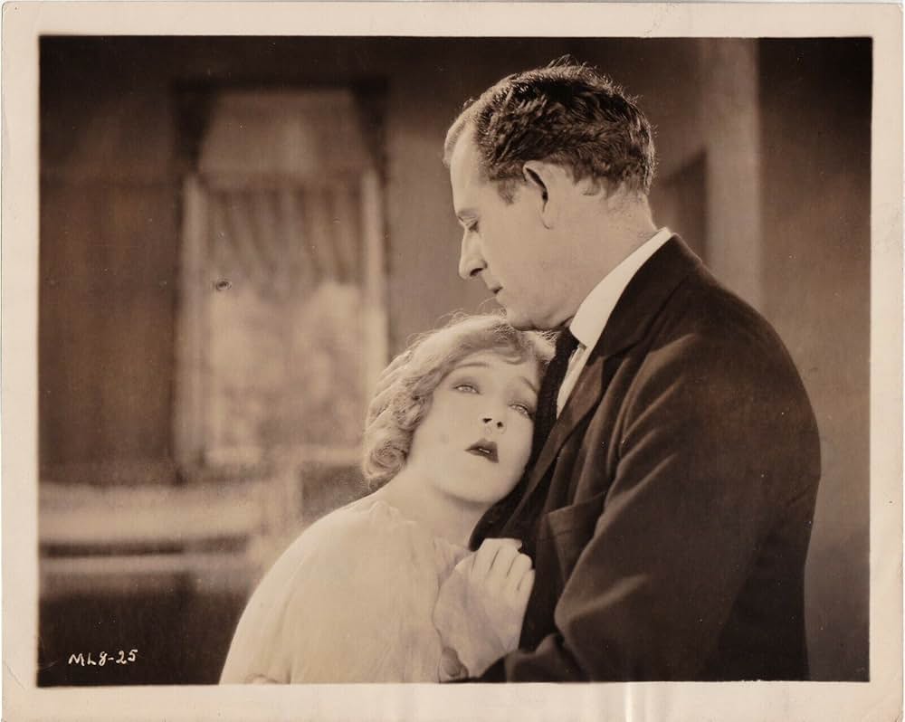 歓楽の唇の画像