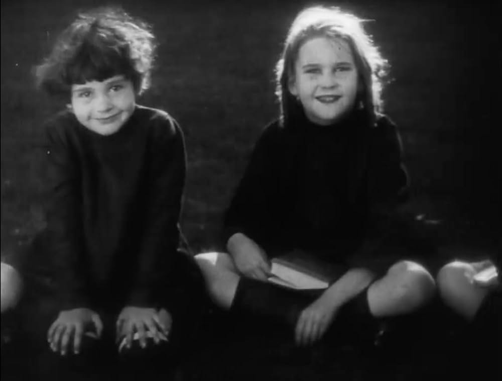 歓楽の唇の画像