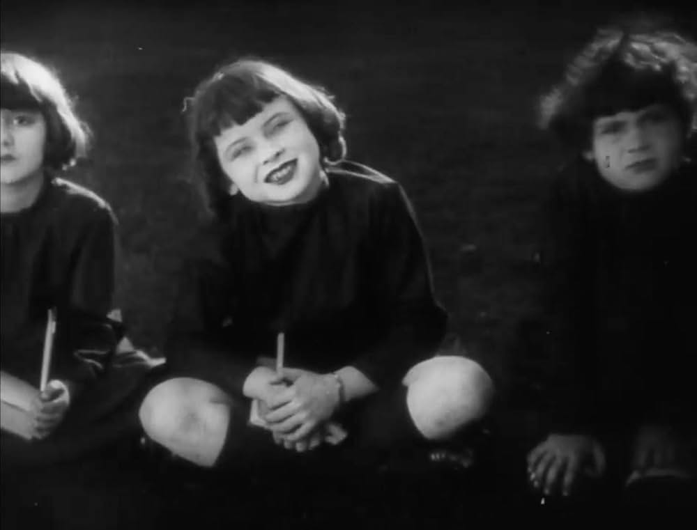 歓楽の唇の画像