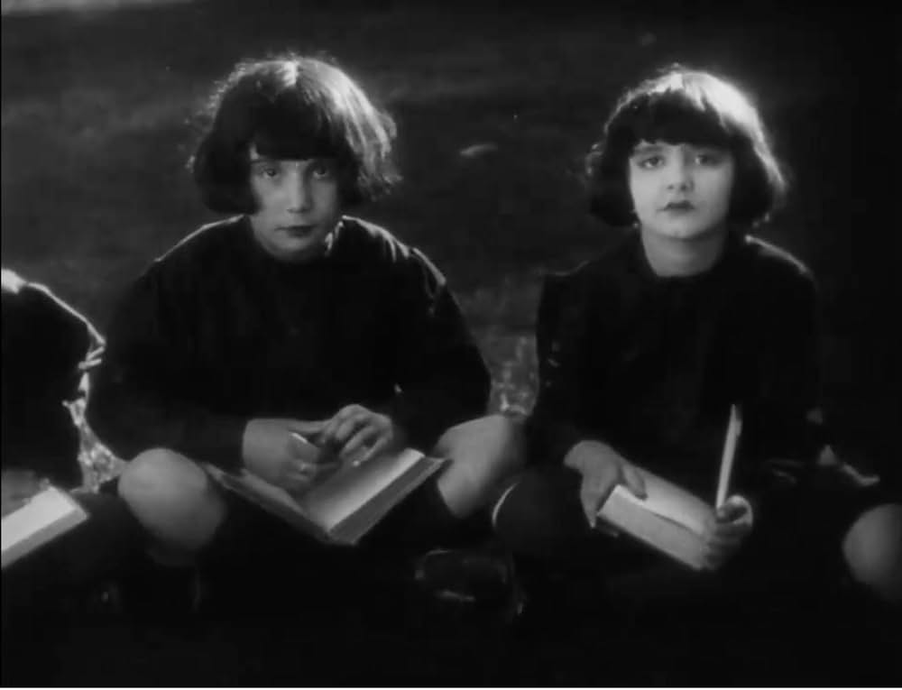 歓楽の唇の画像