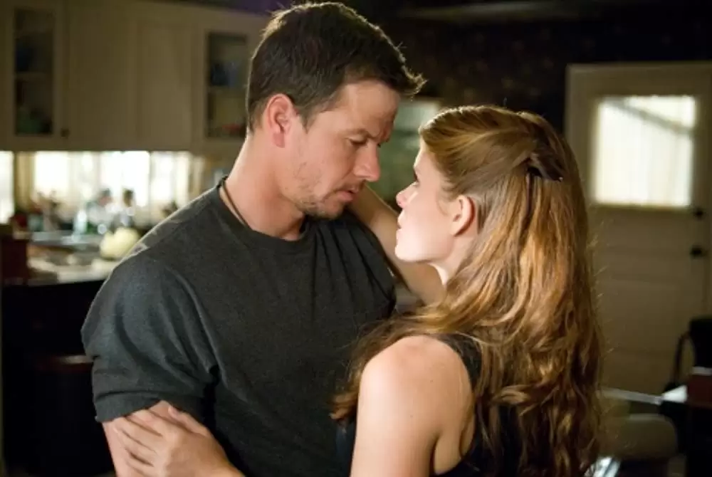 「ザ・シューター／極大射程」マーク・ウォールバーグ & ケイト・マーラの画像