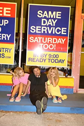 「スプリング・ブレイカーズ」ハーモニー・コリン & バネッサ・ハジェンズ & アシュリー・ベンソンの画像