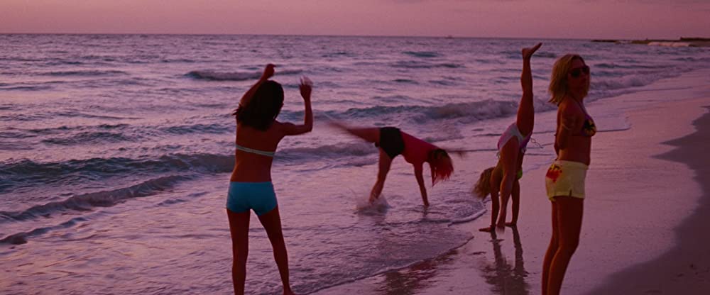 スプリング・ブレイカーズの画像