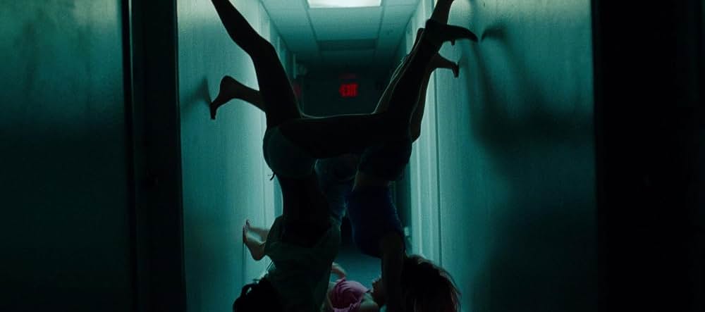 スプリング・ブレイカーズの画像