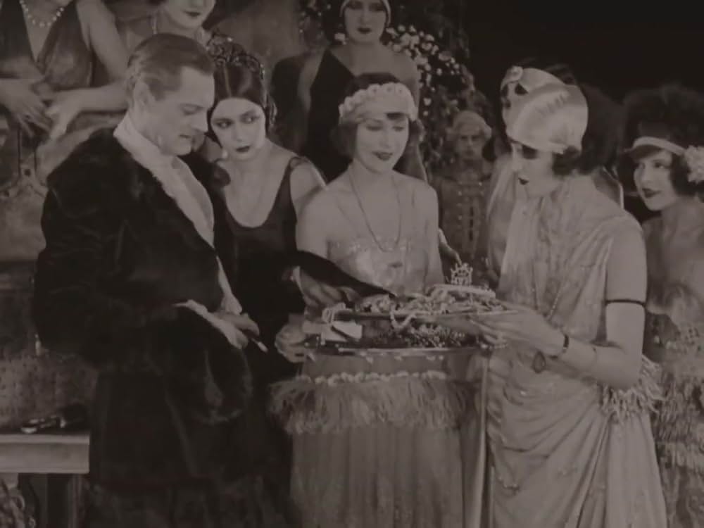 女性の敵の画像