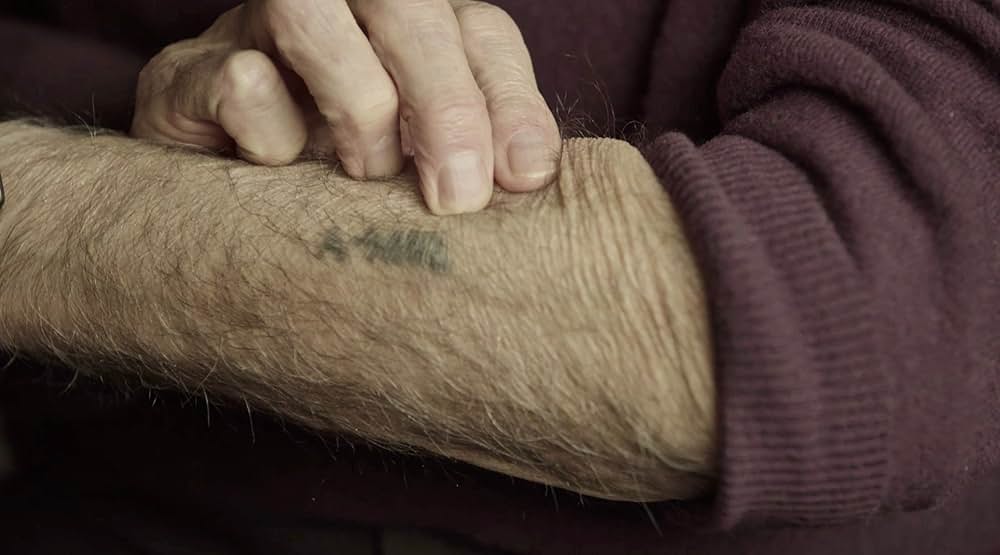 アウシュビッツの会計係の画像