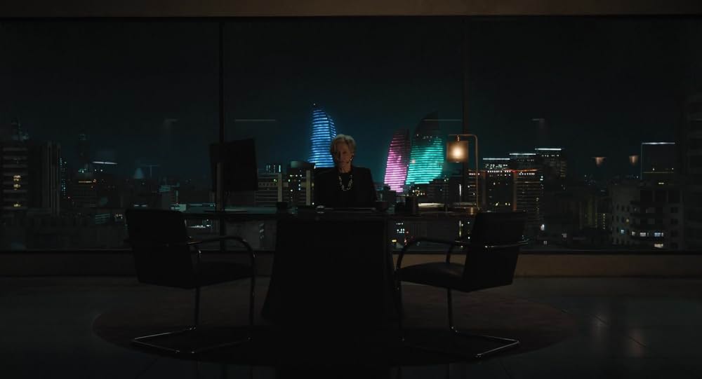 深い谷の間にの画像