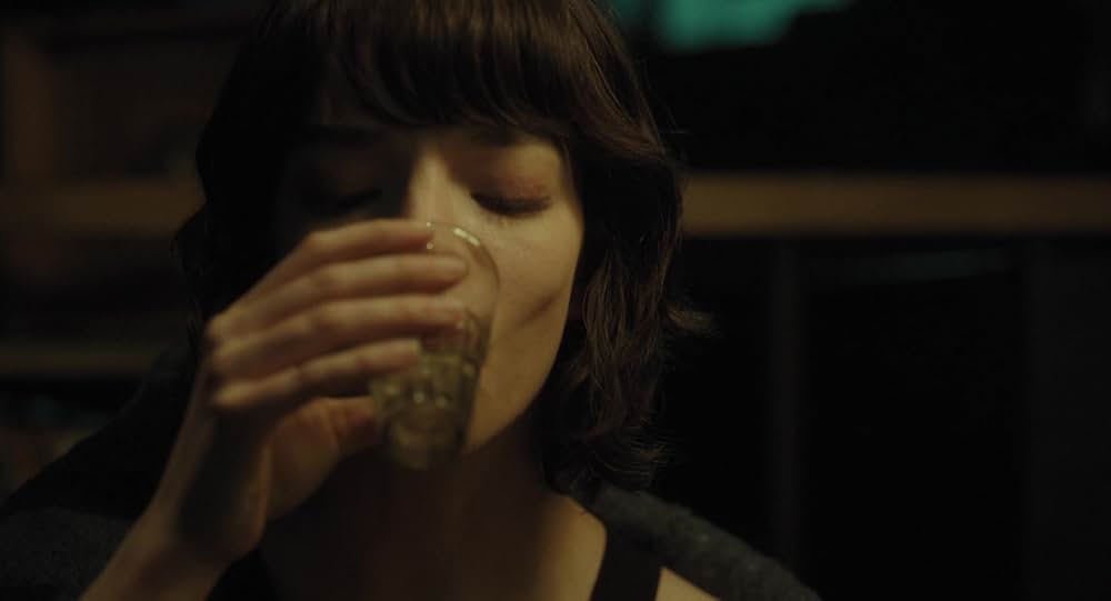 深い谷の間にの画像