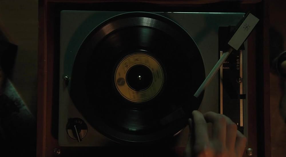 深い谷の間にの画像