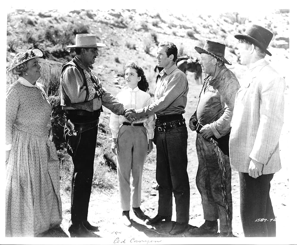 赤い渓谷の画像