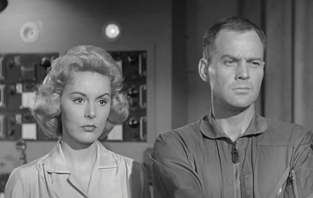 インベーダー侵略 ゾンビ襲来の画像