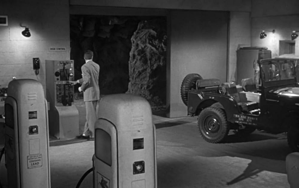 インベーダー侵略 ゾンビ襲来の画像