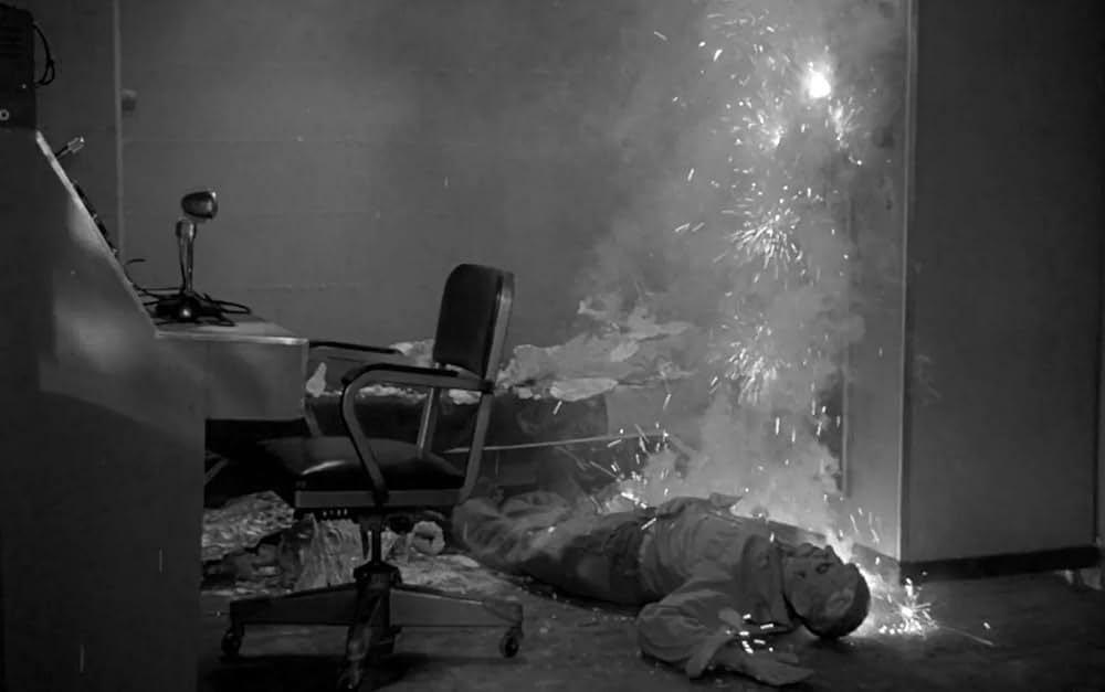 インベーダー侵略 ゾンビ襲来の画像