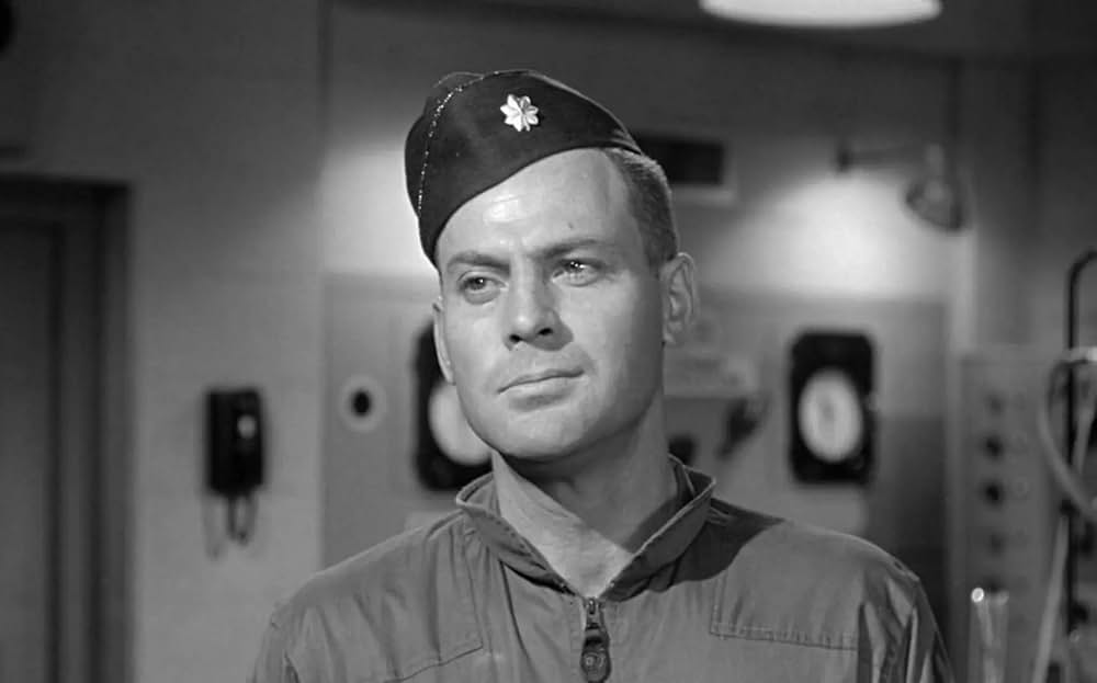 インベーダー侵略 ゾンビ襲来の画像