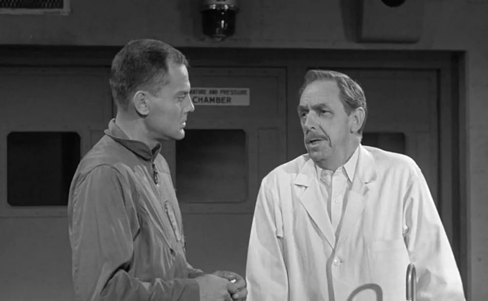 インベーダー侵略 ゾンビ襲来の画像