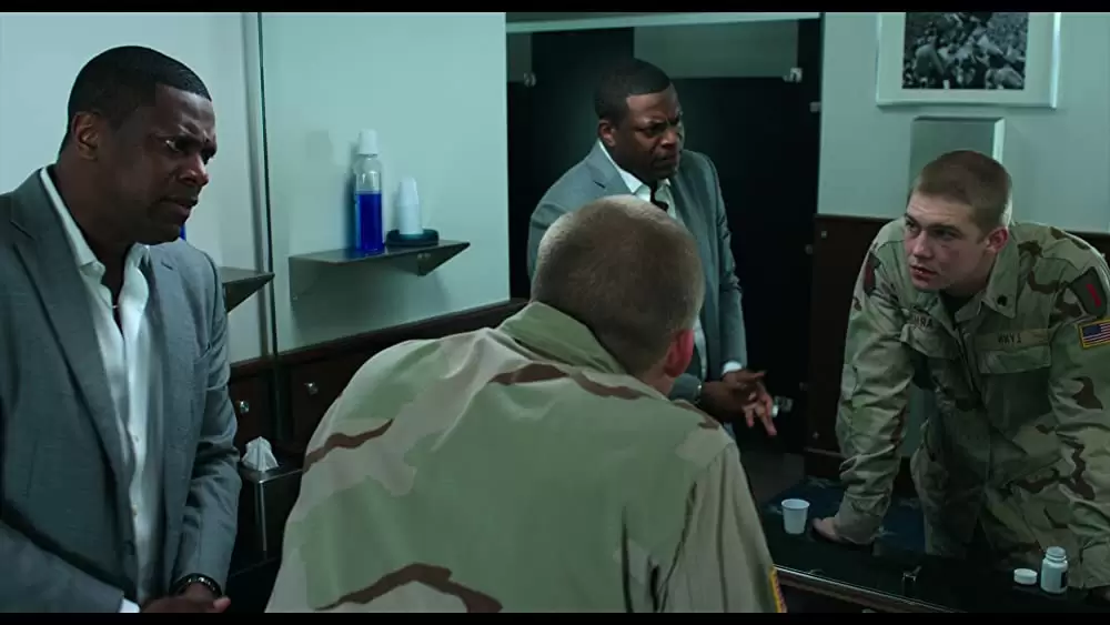 「ビリー・リンの永遠の一日」クリス・タッカー & ジョー・アルウィンの画像