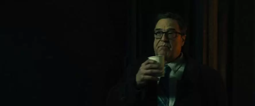 囚われた国家の画像