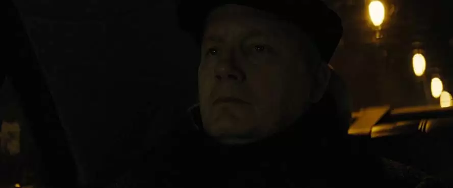 囚われた国家の画像