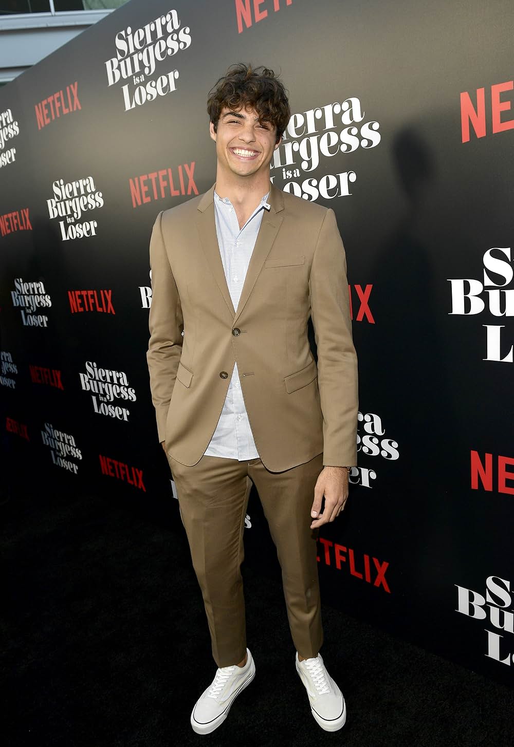 シエラ・バージェスはルーザーの画像